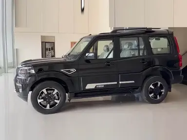 Self Drive Car Rental In Agra Mahindra Scorpio Classic S11